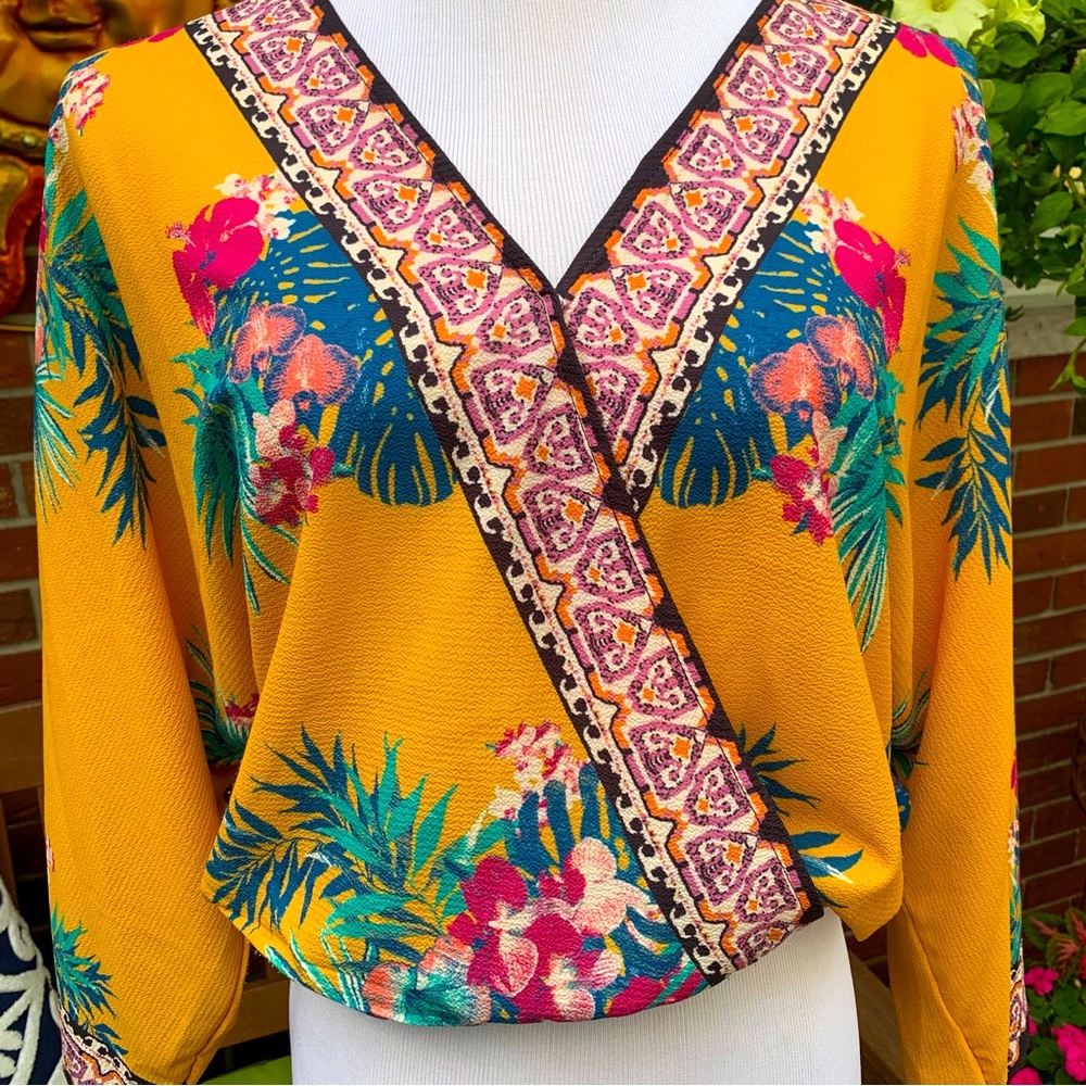 Flying Tomato Cross Body Top